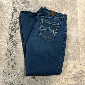 Wrangler Aura 18 Avg Jeans
